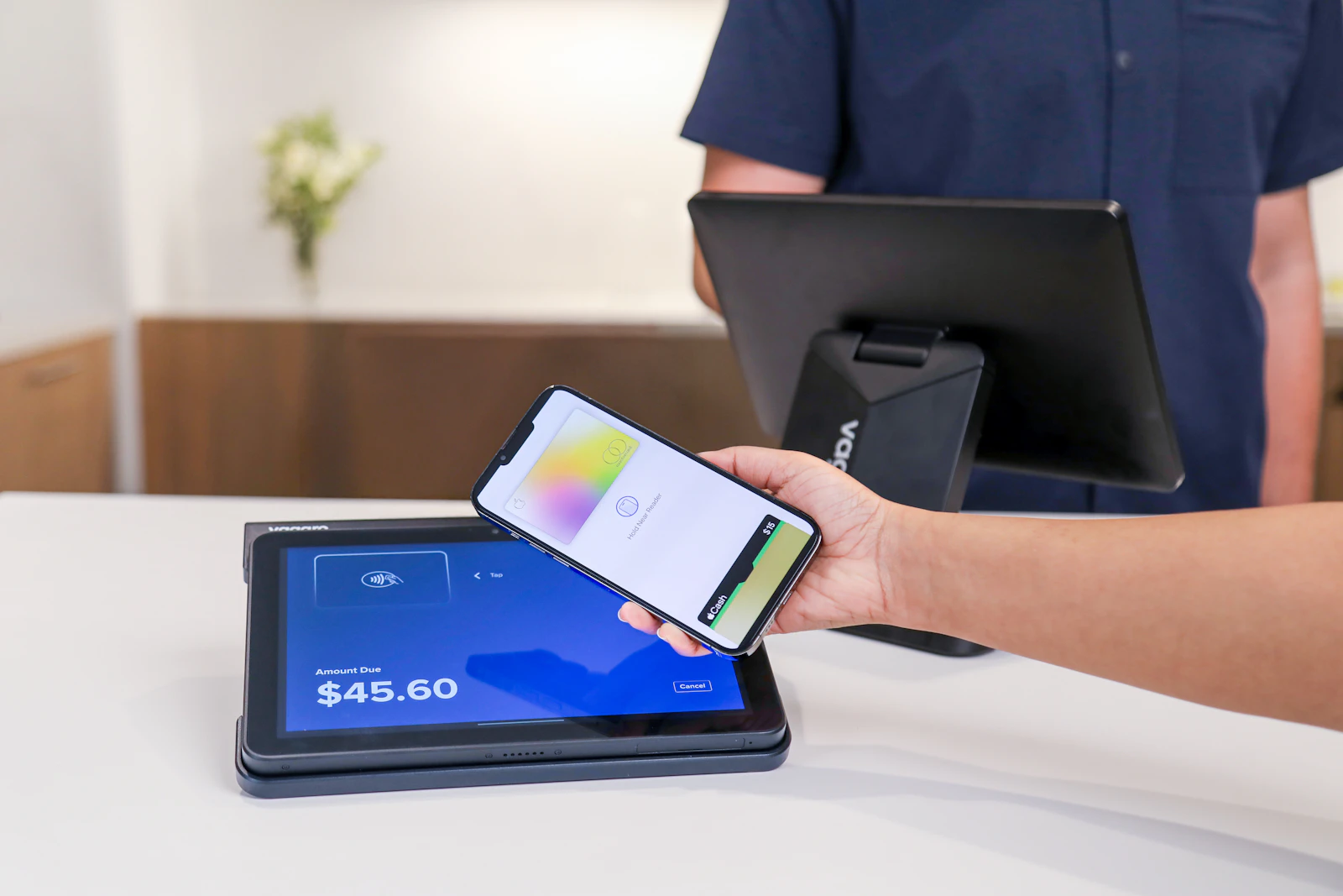 Mobile contactless payment at checkout